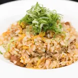 炒飯(チャーハン)(「食と酒」居酒屋かるだん)