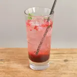 イタリアンソーダ ざくろ（CAFE HI FAMIGLIA）