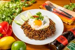 [CP]ブラックチャーハン【menu限定】ข้าวผัดกะเพราเนื้อ（タイ国料理 SiAM有楽町）