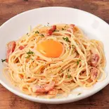 濃厚カルボナーラセット(ドリンク・サラダ付)（comaco＆cafe）