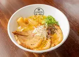 壱丸チャーシューめん(名物！濃厚鶏白湯)（いちまるらーめん）
