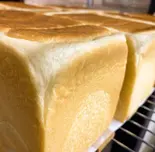 ふんわり食パン(1.5斤)（無添加パン アルマンドヒロ）