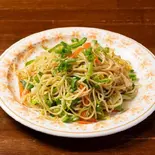 焼きそば（にくまる 新宿東口店）