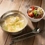 プゴクとハーフビビンパ pugoku＆half bibimbap（韓国冷麺専門店良家）