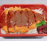 岡山デミカツ丼（ライブキッチン＆カツ）
