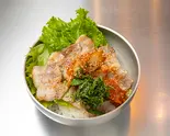 サムギョプサル丼（韓国ダイニングヤンニョム）