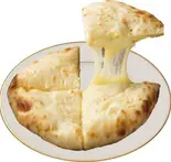チーズナン / Cheese Nan（INDIAN NEPALI RESTAURANT "JUNTARA"）