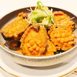 アワビとスペアリブの醤油煮込み（串門‐創作中国料理）