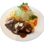チキンカツプレート（【menu限定価格商品あり】カリーWEST百名店2020 いずみバーグ 御幣島店）