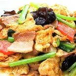 キクラゲと玉子、豚肉炒め（中華料理 旭園）