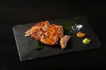 あぐー肩ロース（鮮魚と囲炉裏 炉端のエリー）