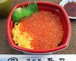 イクラ丼（海鮮丼専門店 丼丸 関目店）