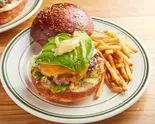 アボカドチーズバーガー（THE BURGER SHOP do）