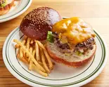 ダブルチーズバーガー（THE BURGER SHOP do）