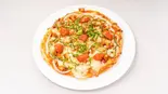 スパイシーグリルチキンピザ（LITTLE ASIA CAFE＆BAR）