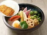 揚げたてトンカツとたっぷり野菜のスープカレーTonkatsu and Vegetable Soup Curry（カレー食堂 心 さいたま新都心店）