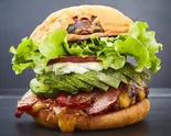 アボカドベーコンチーズバーガー Avocado Bacon Cheese Burger（ショーグンバーガー池袋西口店）