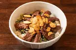 にんにくハラミ丼（にんにくハラミ爆発丼 龍神 平安通店）