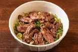 ハラミ丼（にんにくハラミ爆発丼 龍神 平安通店）