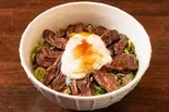温玉ハラミ丼（にんにくハラミ爆発丼 龍神 平安通店）