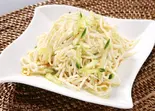 干し豆腐の細切り冷菜(関内餃子軒)