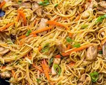 チキン焼きそば Chicken chowmein（Jukson Bindass House）
