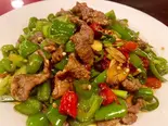 牛肉と唐辛子ソースの炒め（川味坊）
