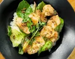 特選ポークの香草焼き "Juicy Pork with Herb Grill over Rice"（RIDLEY）