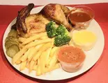 ローストチキンハーフ ポテトセット Roast Chicken With Potatoes Half Size Halal（キッチン ローズ）