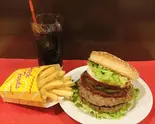 自家製ひき肉のダブルバーガーセット Duble burger set Halal（キッチン ローズ）