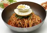 ビビム冷麺（昼耕夜鶏）