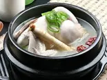 参鶏湯 (半)（昼耕夜鶏）