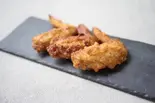 手羽先のから揚げ (4本)(神楽坂から揚げ 斉唐)