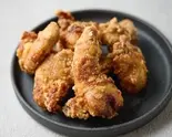 名物!骨付きから揚げ 2個入り(神楽坂から揚げ 斉唐)