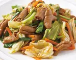 ホルモンと野菜炒め（楊福記 中華厨房）