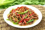 牛肉とピーマンの細切り炒め（逸品楼）