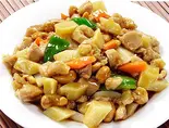 鶏肉とカシューナッツ炒め（逸品楼）