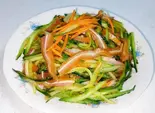 豚耳と胡瓜和え（東橋餃子）