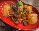 牛スジ肉の赤ワイントマト煮込み（牡蠣バルITALY）
