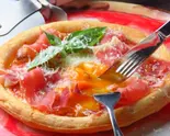 ビスマルク(半熟卵、モッツァレラ)（牡蠣バルITALY）