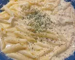 ペンネ 5種のチーズクリームソース（牡蠣バルITALY）