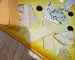 チーズの盛り合わせ（牡蠣バルITALY）