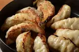 黒豚餃子(6個入り)（唐揚げと餃子の おきどき Karaage Gyouza OKIDOKI）
