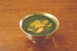 ほうれん草とチキンカレー Spinach and Chicken Curry（アジアンダイニング シヴァ・マハル）