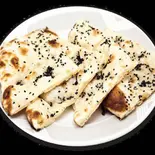 ゴマナン Sesame Seed Naan（アジアンダイニング シヴァ・マハル）