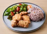 むね肉の唐揚げ弁当（biotable.）