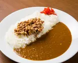 納豆カレー Natto Curry(肉食系カレー カレーの虎)