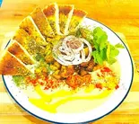 チキンケバブとフムスのプレート Chicken Shawarma and Hummus Plate 注目度No.1 NEW（ファラッフェル タイム）