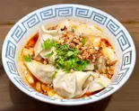 四川辣油豆花馄饨(ワンタン)（(点心料理)豆神家）
