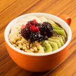 アサイーボウルミックスベリー Acai Bowl with Mixed Berries（hale'aina HOA Shibuya）